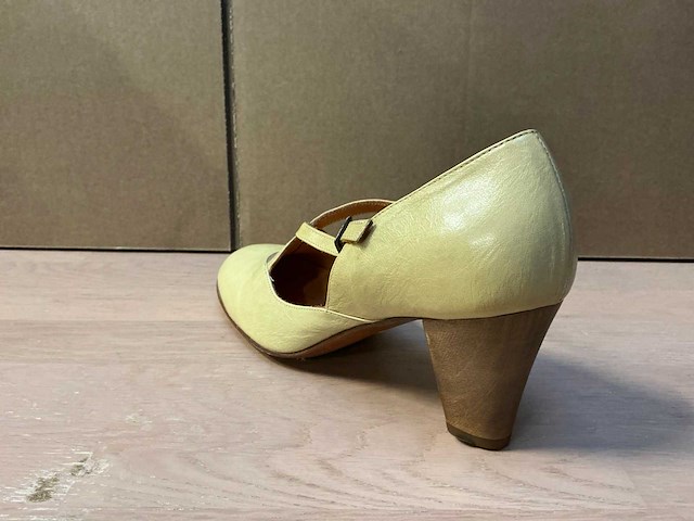 Design damesschoen met hak 37,5 - afbeelding 4 van  7