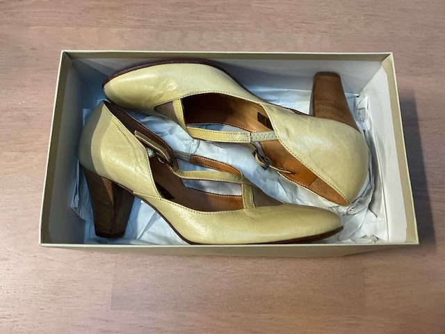 Design damesschoen met hak 37,5 - afbeelding 5 van  7