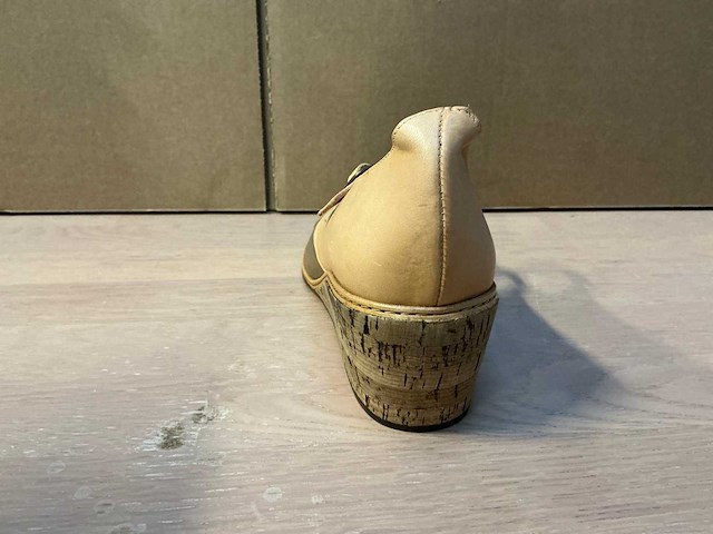 Design damesschoen met hak 37,5 - afbeelding 4 van  7