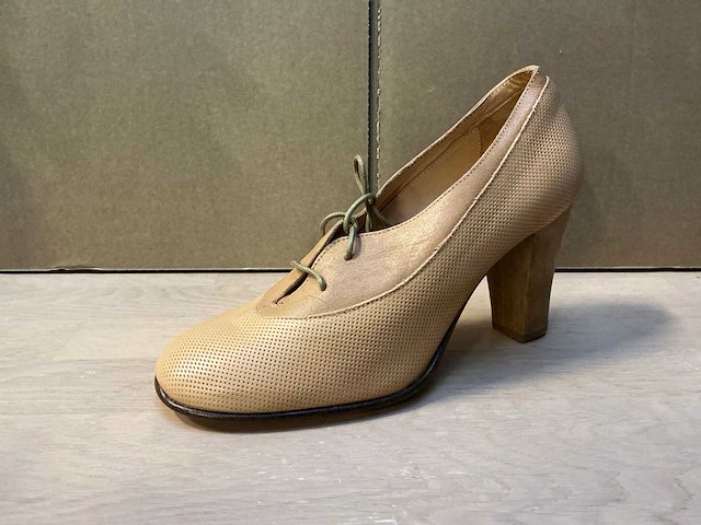 Design damesschoen met hak 37,5 - afbeelding 1 van  7