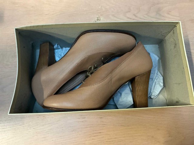 Design damesschoen met hak 37,5 - afbeelding 6 van  7