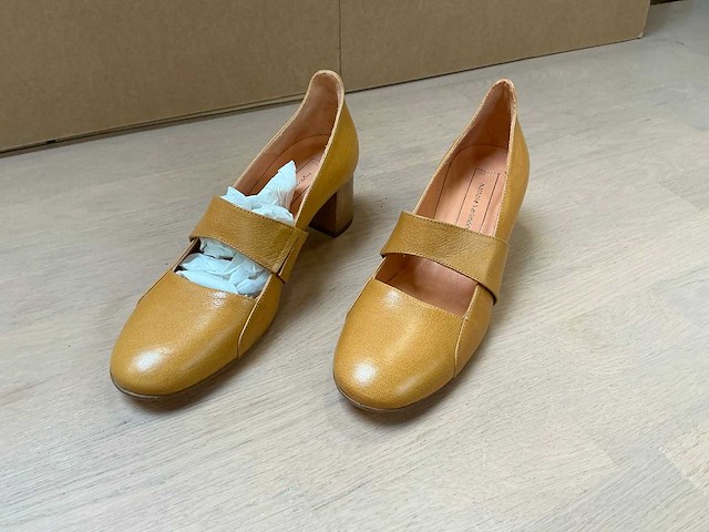 Design damesschoen met hak 37,5 - afbeelding 2 van  7