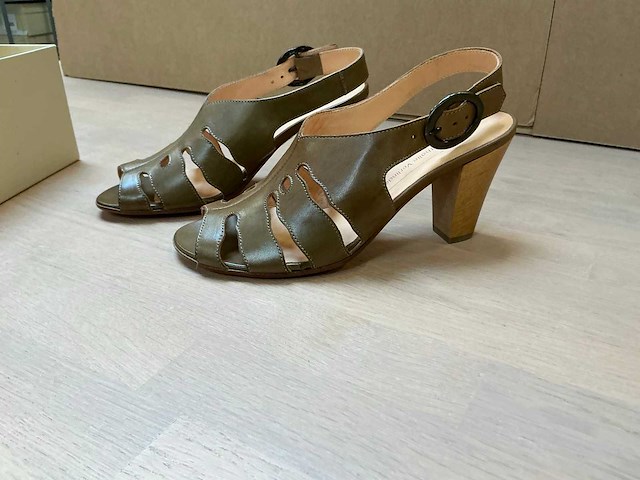 Design damesschoen met hak 37,5 - afbeelding 3 van  6