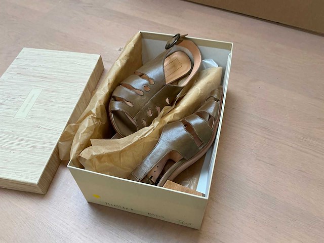 Design damesschoen met hak 37,5 - afbeelding 6 van  6