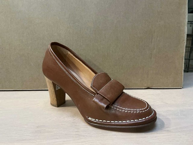 Design damesschoen met hak 37 - afbeelding 1 van  7