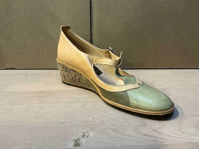 Design damesschoen met hak 37 - afbeelding 2 van  7