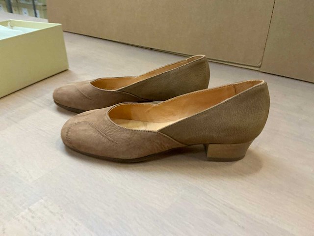 Design damesschoen met hak 37 - afbeelding 3 van  5