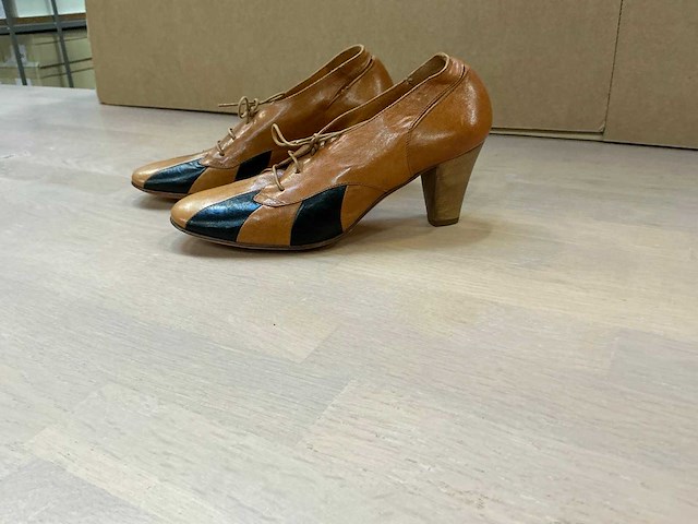 Design damesschoen met hak 37 - afbeelding 2 van  6