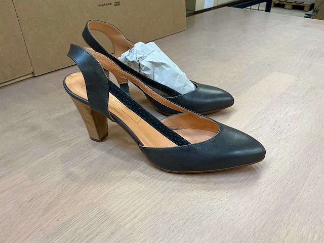 Design damesschoen met hak 38,5 - afbeelding 3 van  6