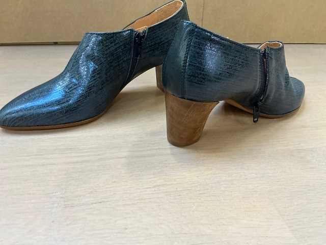 Design damesschoen met hak 38,5 - afbeelding 4 van  7