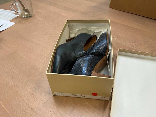 Design damesschoen met hak 38,5 - afbeelding 7 van  7