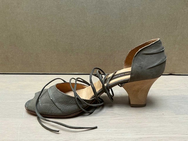 Design damesschoen met hak 38 - afbeelding 2 van  6