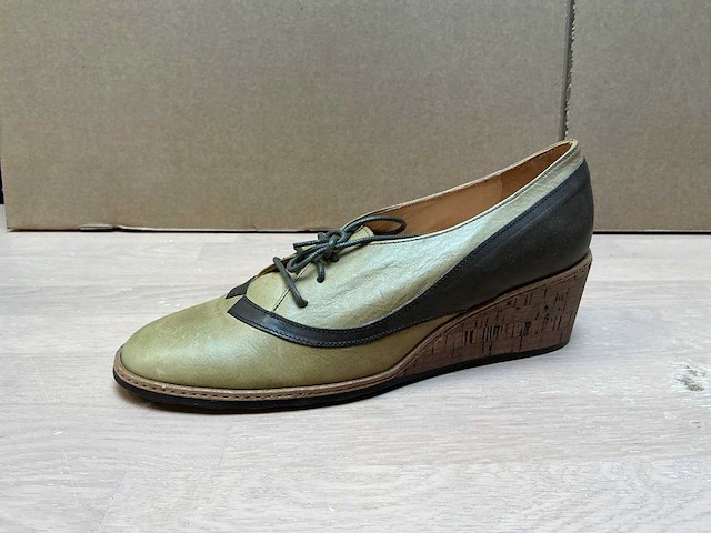 Design damesschoen met hak 38 - afbeelding 1 van  7