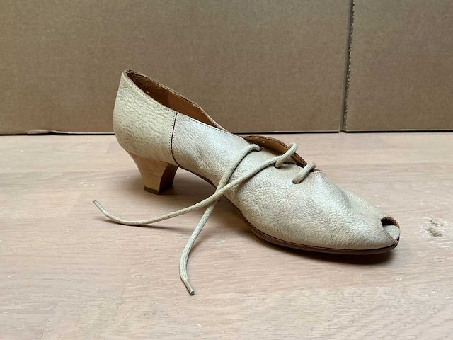 Design damesschoen met hak 38 - afbeelding 2 van  7