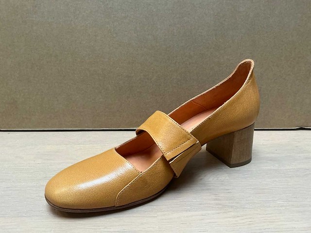 Design damesschoen met hak 38 - afbeelding 2 van  7