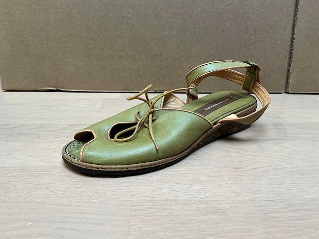 Design damesschoen met hak 38 - afbeelding 1 van  7