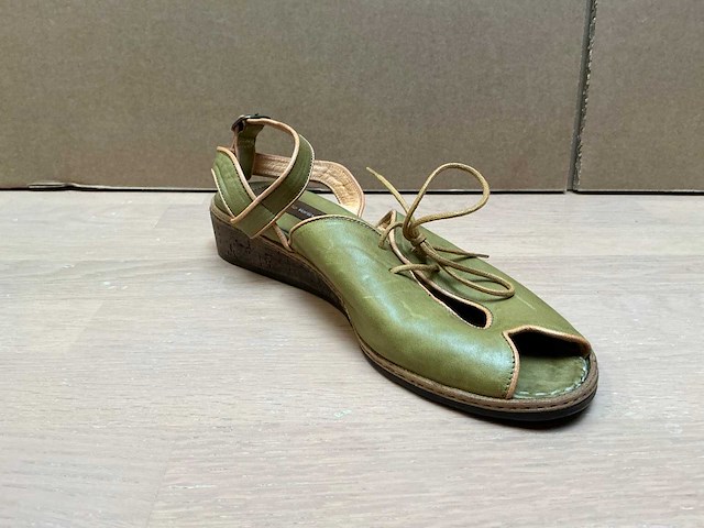 Design damesschoen met hak 38 - afbeelding 2 van  7