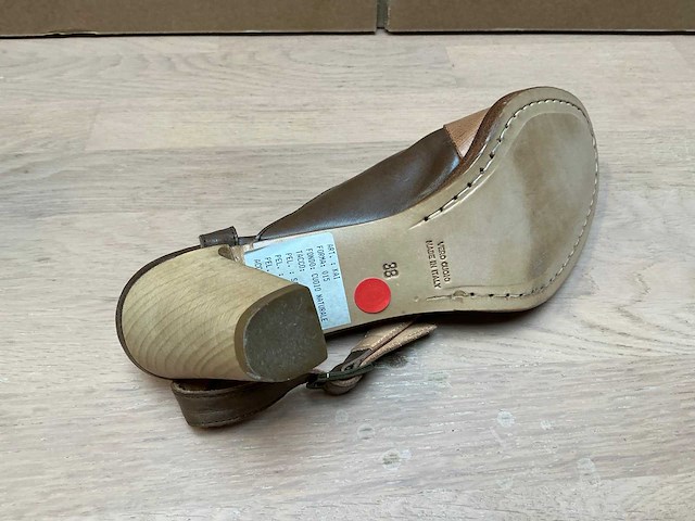 Design damesschoen met hak 38 - afbeelding 5 van  7