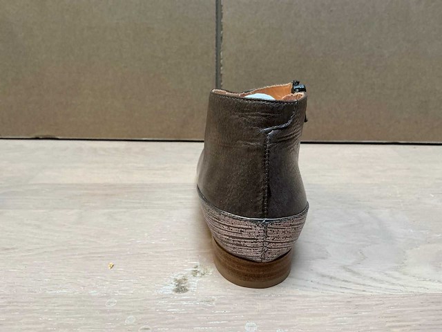 Design damesschoen met hak 38 - afbeelding 4 van  7