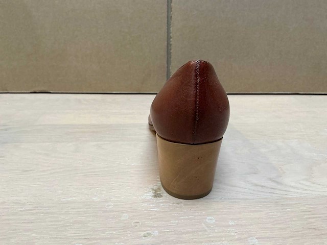 Design damesschoen met hak 38 - afbeelding 3 van  7