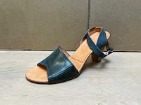 Design damesschoen met hak 38 - afbeelding 1 van  7