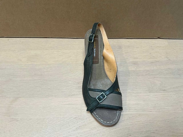 Design damesschoen met hak 38 - afbeelding 3 van  7