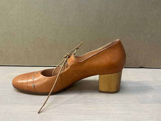 Design damesschoen met hak 38 - afbeelding 2 van  7