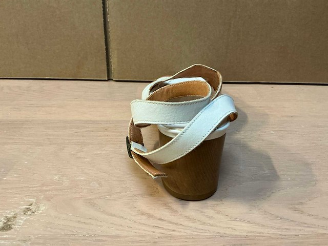 Design damesschoen met hak 38 - afbeelding 4 van  7