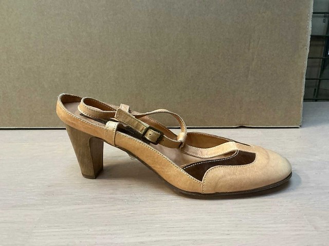 Design damesschoen met hak 38 - afbeelding 1 van  7