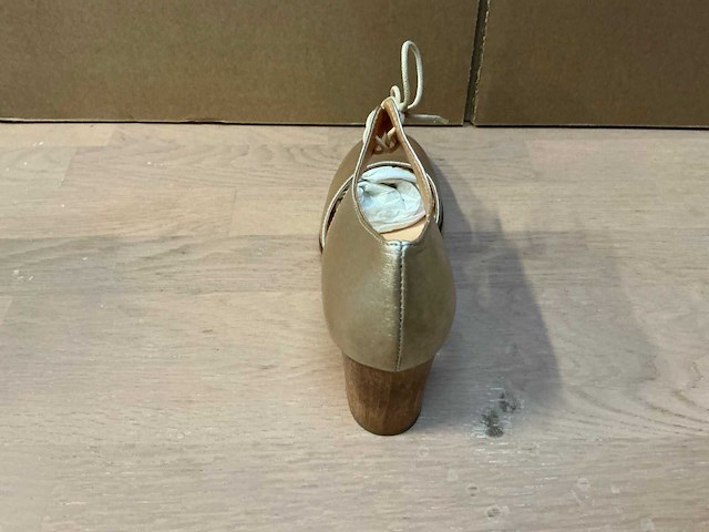 Design damesschoen met hak 38 - afbeelding 4 van  7