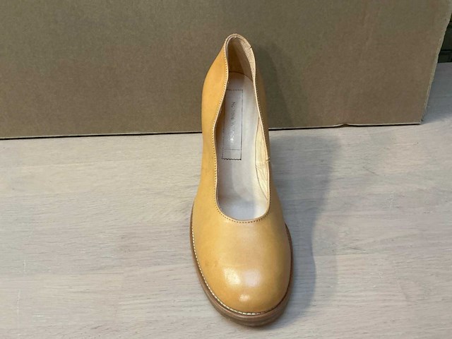 Design damesschoen met hak 38 - afbeelding 3 van  6