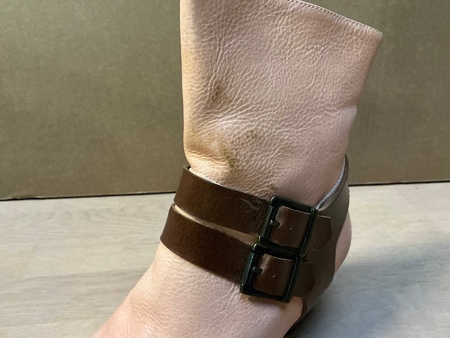 Design damesschoen met hak 38 - afbeelding 6 van  8