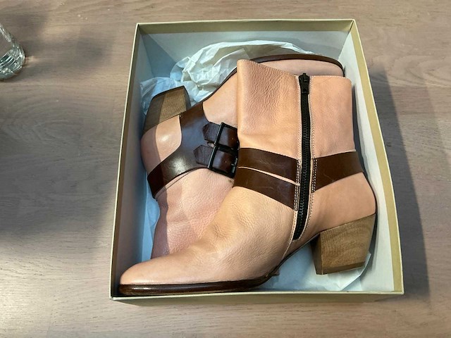 Design damesschoen met hak 38 - afbeelding 7 van  8