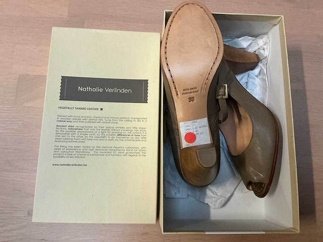 Design damesschoen met hak 38 - afbeelding 8 van  13