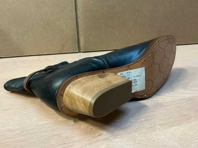 Design damesschoen met hak 38 - afbeelding 5 van  7