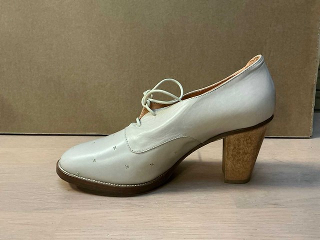 Design damesschoen met hak 38 - afbeelding 2 van  6