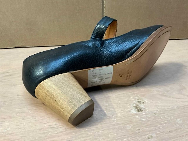 Design damesschoen met hak 38 - afbeelding 5 van  7