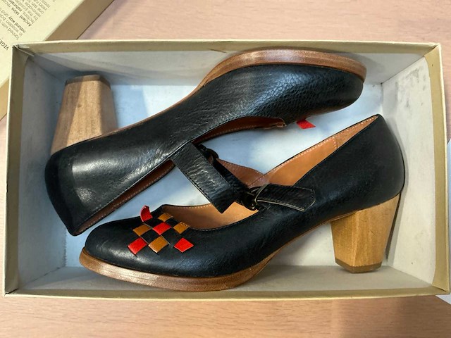 Design damesschoen met hak 38 - afbeelding 6 van  7