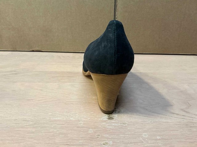 Design damesschoen met hak 38 - afbeelding 4 van  7