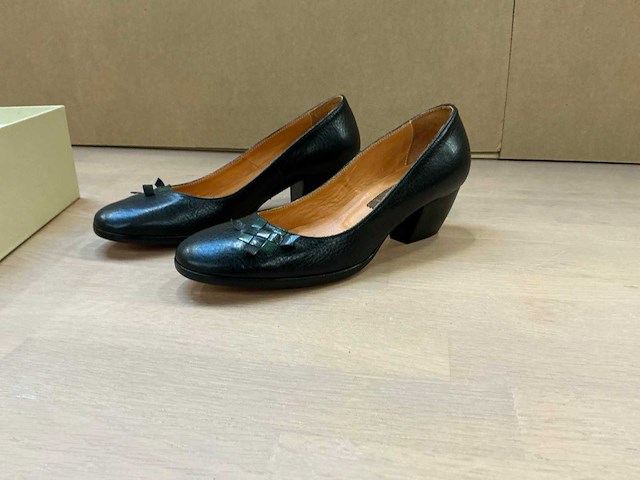 Design damesschoen met hak 38 - afbeelding 2 van  7