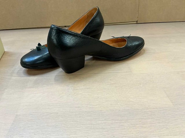 Design damesschoen met hak 38 - afbeelding 4 van  7