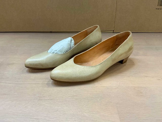 Design damesschoen met hak 38 - afbeelding 1 van  7