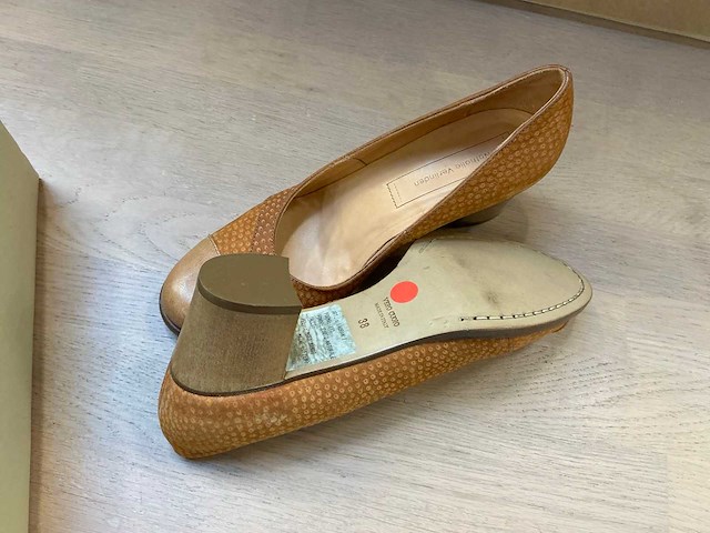 Design damesschoen met hak 38 - afbeelding 6 van  7