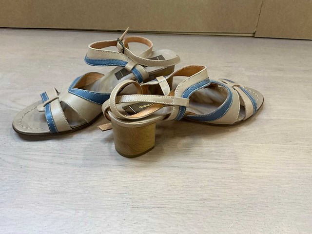 Design damesschoen met hak 38 - afbeelding 4 van  6