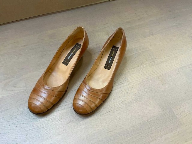 Design damesschoen met hak 38 - afbeelding 2 van  7