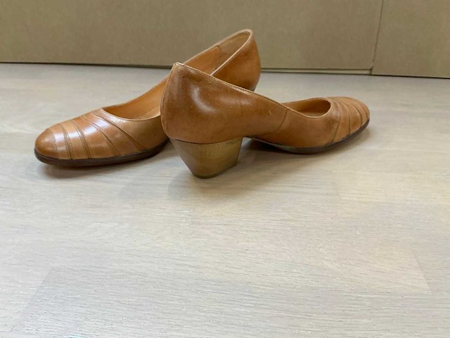 Design damesschoen met hak 38 - afbeelding 4 van  7