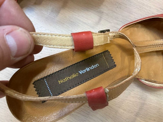 Design damesschoen met hak 38 - afbeelding 5 van  7