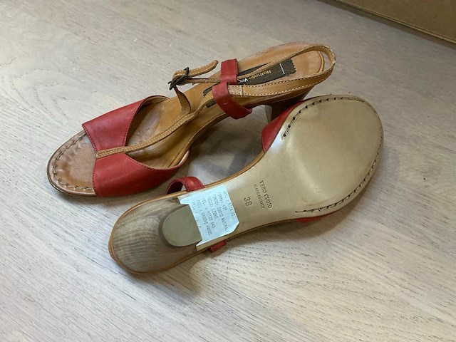 Design damesschoen met hak 38 - afbeelding 6 van  7