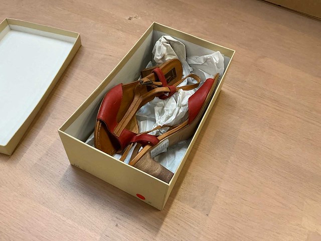 Design damesschoen met hak 38 - afbeelding 7 van  7