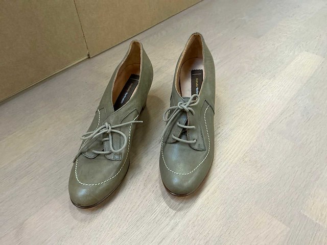 Design damesschoen met hak 38 - afbeelding 2 van  7